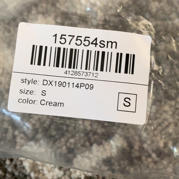 NEW Small Pink Lily Sweater - Picture 4 of 4